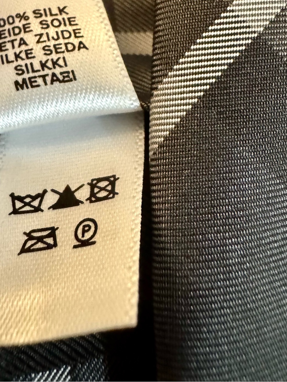 2 Classic Plaid Check Men's Burberry Ties - Black Charcoal Gray Never Worn - Picture 8 of 9
